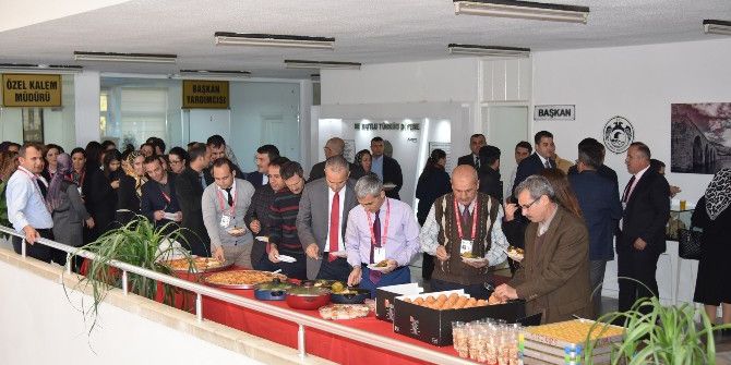 Alanya Belediye Personeli Yerli Malı Haftası’nı Kutladı