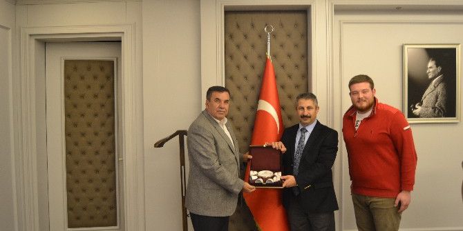 Türk Kızılayı Eskişehir Şube Başkanı Girgin’den İl Emniyet Müdürü Dinç’e Başsağlığı Ziyareti