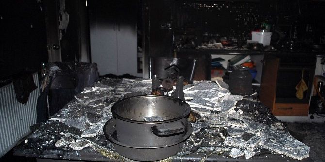 Buzdolabı Evi Yakacaktı