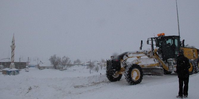 Doğu’da Kapalı Yollar Açılıyor