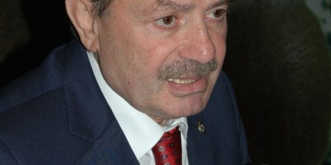 "Türk Çayına İthal Çaydan Çok Kaçak Çay Darbe Vuruyor"