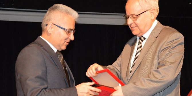 İstanbul Yeni Yüzyıl Üniversitesinde ’Yargıda Savcılık Makamının Rolü’ Konferansı