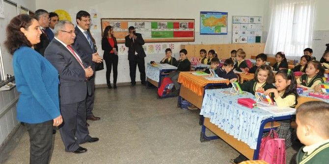 Vali Ahmet Hamdi Nayir: Sevilen Her İş Başarı, Başarı Da Beraberinde Mutluluk Getirir