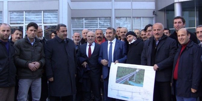 Borçka’da 8 Köyün 10 Yıldır Beklediği Güreşen Köprüsü Nihayet Yapılıyor