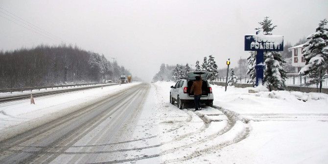 Bolu Dağı’nda Kar Yağışı Etkisini Artırdı