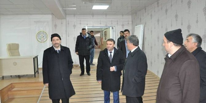 Gölbaşı’nda Yeni Yapılacak Okullar Ve Okul Tadilatları İncelendi