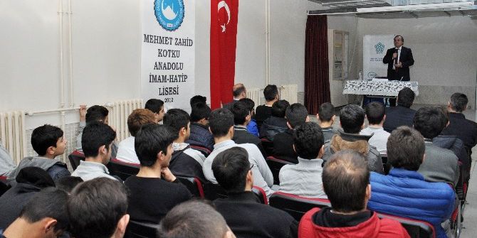 Neü Vuslat Etkinliklerini Liselere Taşıdı