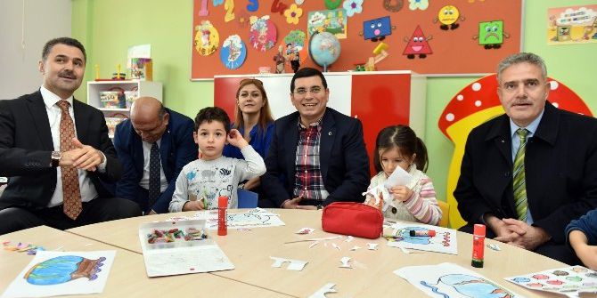 Başkan Tütüncü, Anasınıf Ve Konferans Salonu Açılışı Yaptı