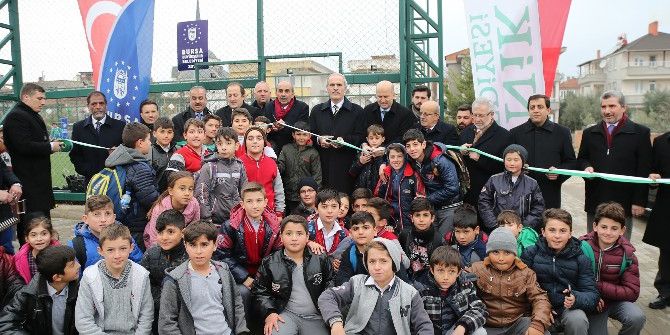 İznik’e 3 Spor Sahası Birden