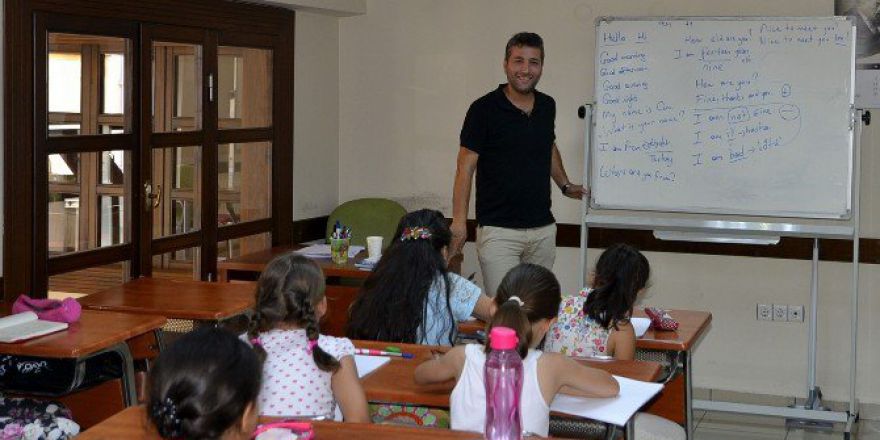 Tunalı Beldeevi’nde Hem Tatil Hem İngilizce