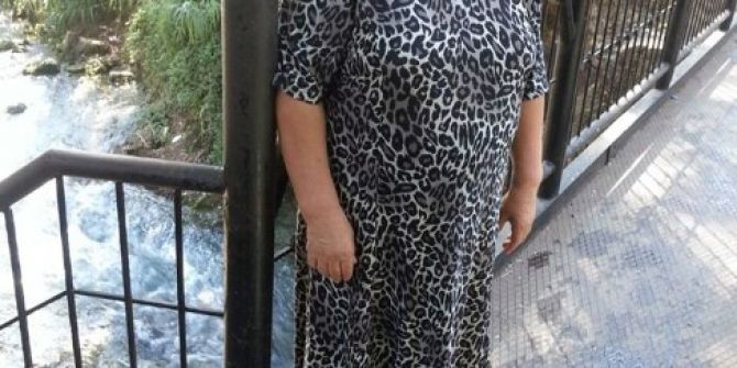 İki Oğlunu Ve Eşini Art Arda Kaybeden Kadın Ağabeyinin Cenazesinde Öldü