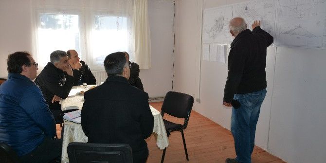 Dsi Bölge Müdürü Coşkun, Kaş Sütleğen Barajını İnceledi