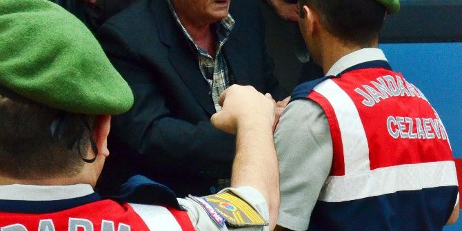 Komşusunu Silahla Yaralayan Sanığın Yargılanmasına Devam Edildi