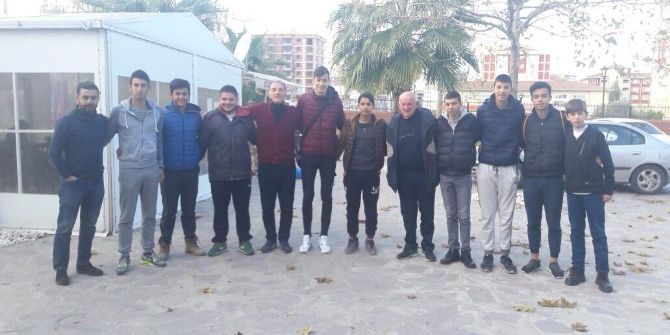 Tunay Ve Özkasap Alt Yapı Sporcularına Tecrübelerini Paylaştı