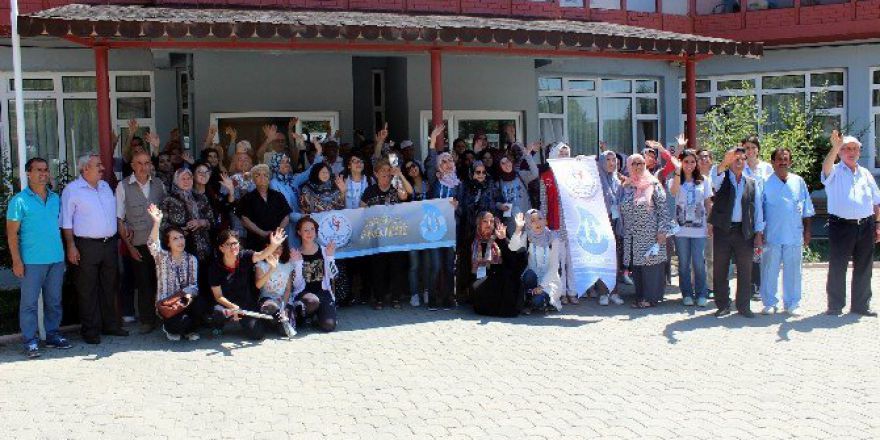 ’Damla Projesi’ Kapsamında Dünyanın Farklı Ülkelerinden 40 Öğrenci Tekirdağ’a Geldi