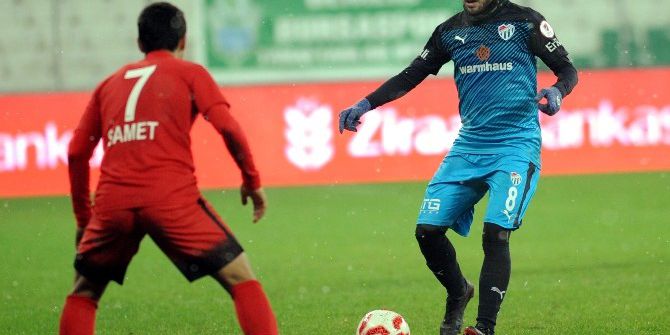 Bursaspor Antalyaspor’un Yenilmezlik Serisini Sonlandırmak İstiyor