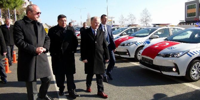 Tekirdağ Emniyetine 20 Araç Kurban Ve Dualarla Teslim Alındı