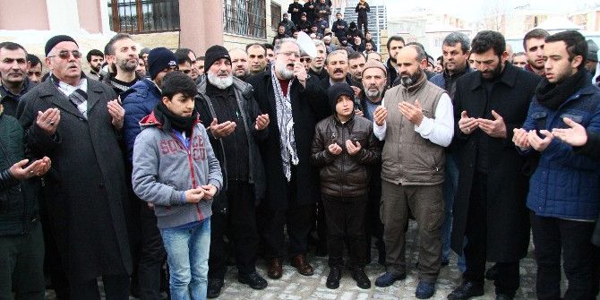 İhh Halep İçin Yola Çıktı