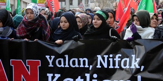 İran Konsolosluğu Önünde Halep Protestosu