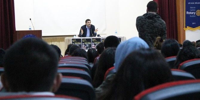 Ömer Onan, Mersin’de Öğrencilerle Buluştu