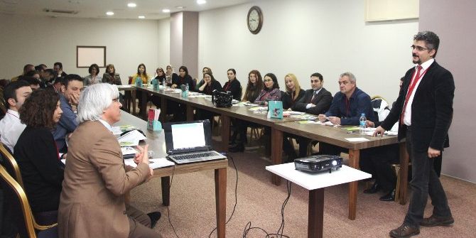 Uşak’ta Bebek Ölümlerini Önleme Çalıştayı Yapıldı