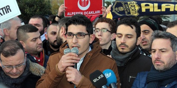 Yüzlerce Stk Üyesi Şehitler Tepesi’ne Akın Etti