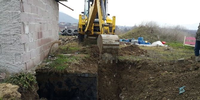 Jandarma Ekipleri Gizli Yeraltı Yakıt Tankı Ele Geçirdi