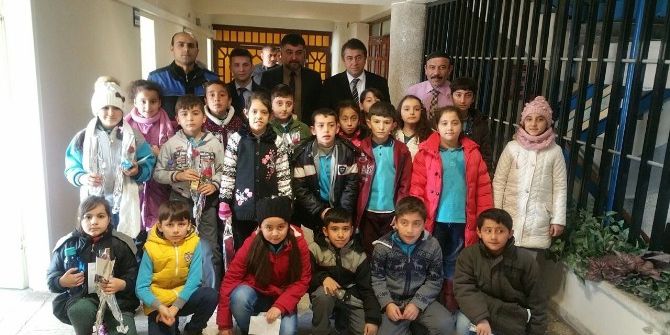 Öğrencilerden Emniyet Müdürüne Moral Ziyareti