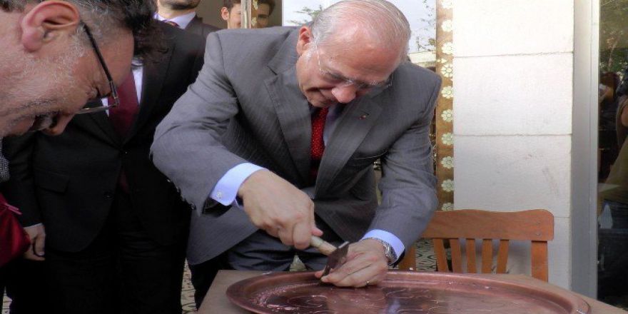 Oecd Genel Sekreteri Gurria, Bakır İşleyip Kahveye 100 Tl Verdi