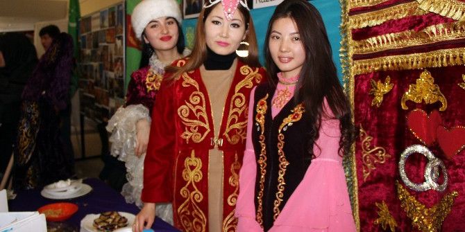 Yabancı Öğrenciler Kültürlerini Tanıttı