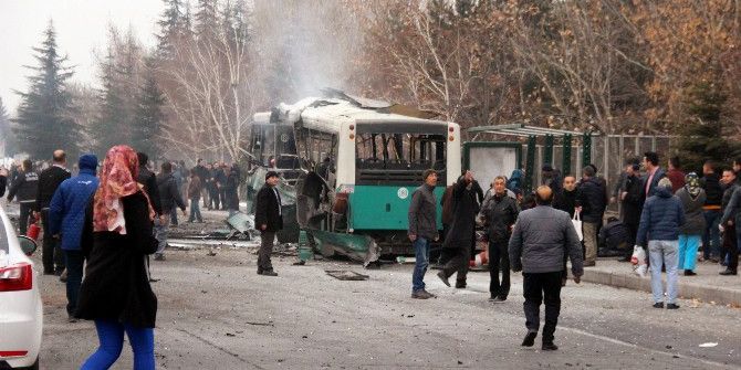Kayseri’de Askerleri Taşıyan Halk Otobüsünün Geçişi Sırasında Patlama