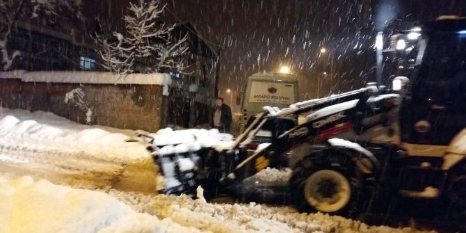 Boğaziçi Belediyesi Karla Mücadelesi Sürdürüyor