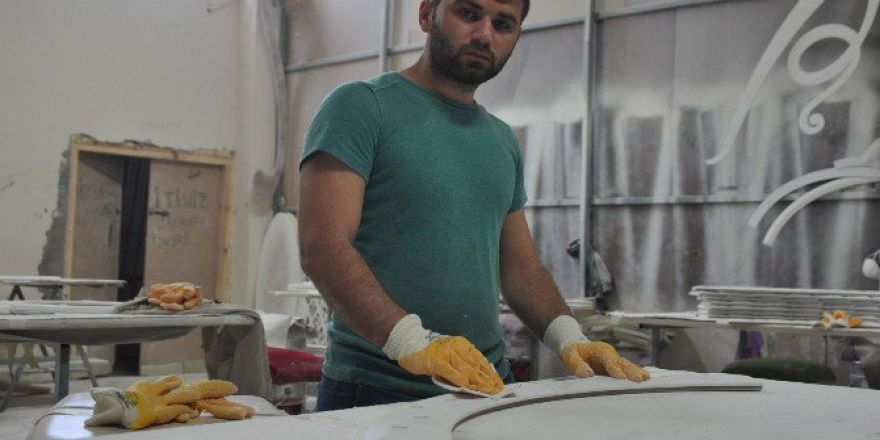 Ukrayna’da Doktor, İnegöl’de Zımparacı