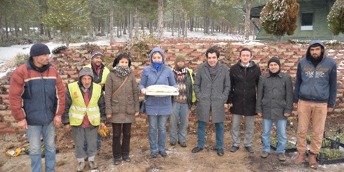 Tatlı Yiyelim, Tatlı Çalışalım