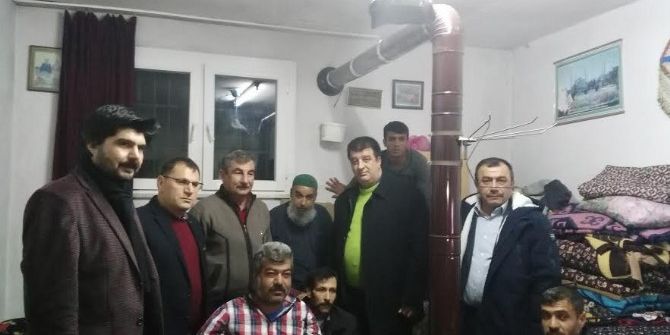 Engelli Bireyleri Tekerlekli Sandalye İle Mutlu Ettiler