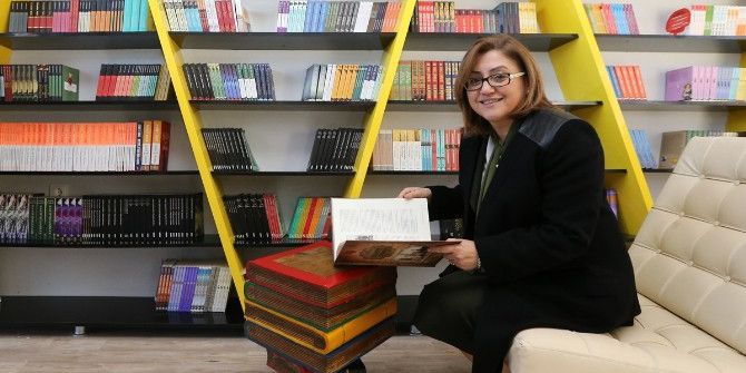 Kitap Evi Hizmete Girdi