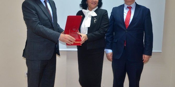 Kırklareli Valisi Civelek Üniversitelilerle Buluştu