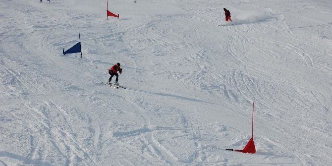 Bitlis’te Kayak Sezonu Açıldı