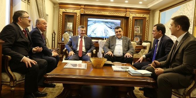 Rize Kafkasya’ya Açılıyor