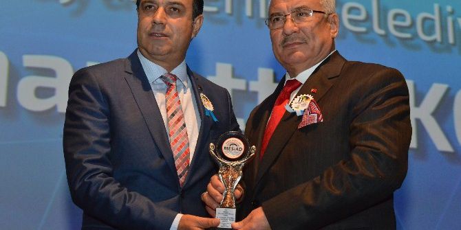 Başkan Kocamaz’a, Mesiad’dan ‘Yılın Şehircilik Hizmet Ödülü’