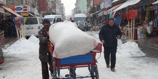 Kar Yağışı En Çok Onlara Yaradı