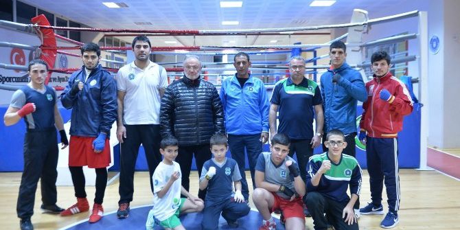 Büyükşehir’in Boksörleri Şampiyonaya Hazır
