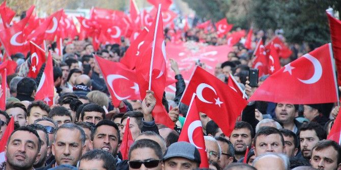Manisa Şehitler İçin Yürüdü