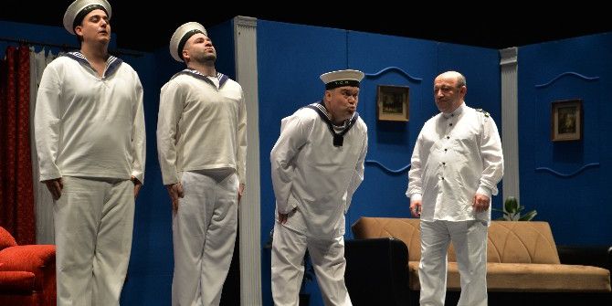 Bilecik Şehir Tiyatrosu İlk Oyunu İle Sahne Aldı