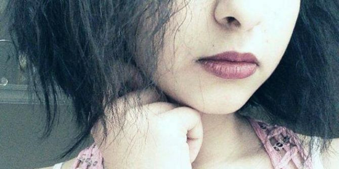 18 Yaşındaki İmmün Hastası Genç Kız Hayırseverlerden Yardım Bekliyor