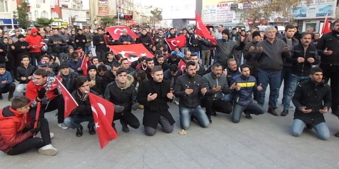 Burhaniye’de Teröre Lanet Okudu