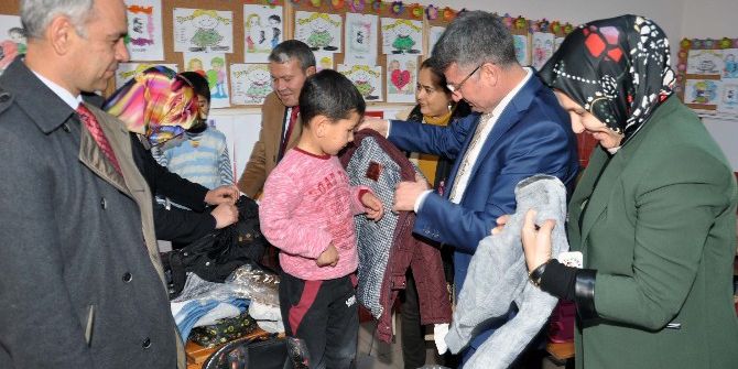 "Sevgi Yolu Projesi" Öğrencileri Sevindiriyor