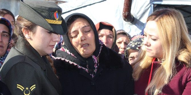 Kırşehir İki Şehidini Uğurladı