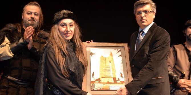 Kürşad’ın Yazdığı Tarih, Tiyatro Sahnesinde