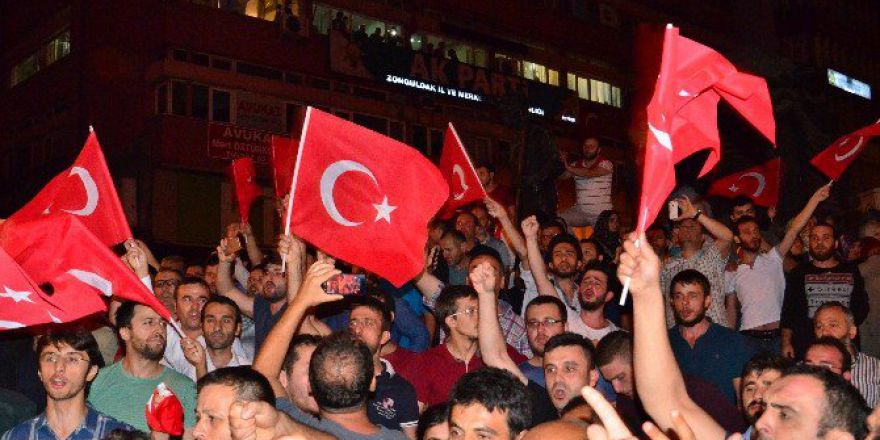 Askeri Darbe Girişimine Zonguldak’tan Tepki